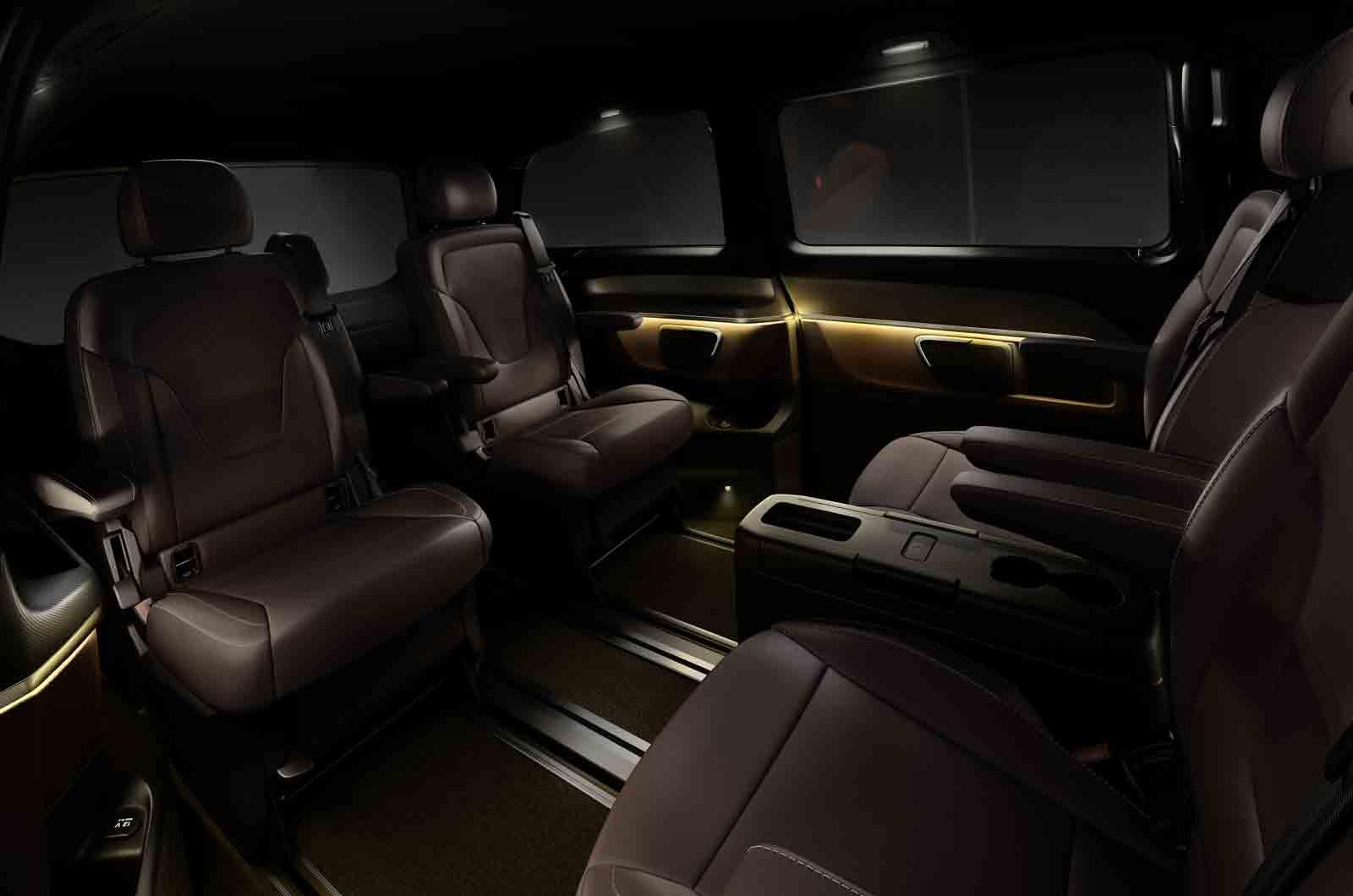 firstclass-service.com